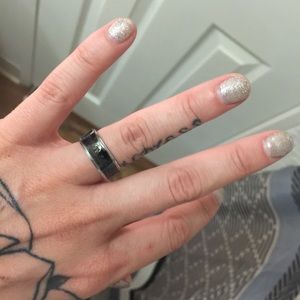 T & co ring charcoal grey