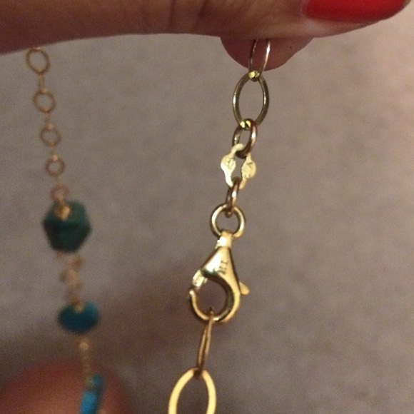 Turquoise and gold necklace - Picture 2 of 3