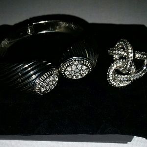 Silver metal bangle and ring set