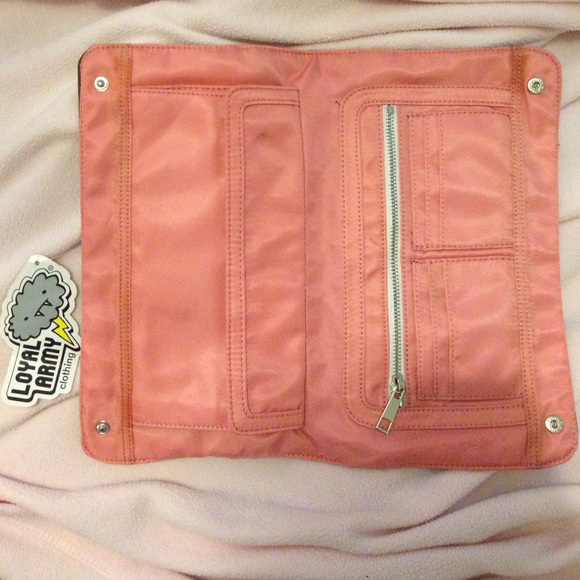 CUPCAKE SWEETS CLUTCH - Picture 4 of 4