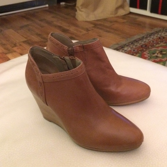 jack rogers ankle boots