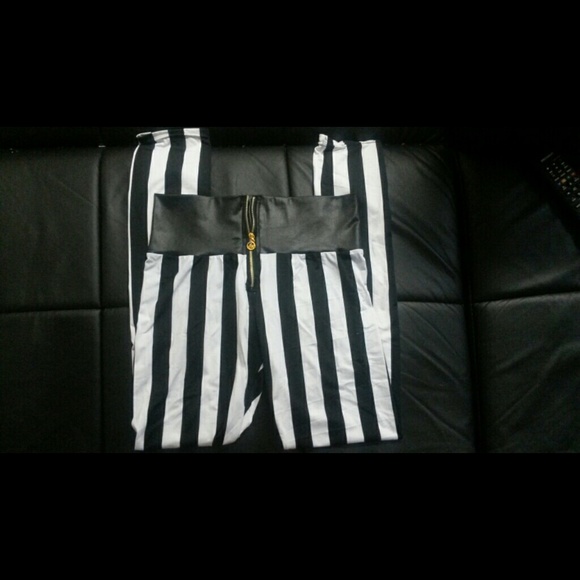 Striped black and white leggings