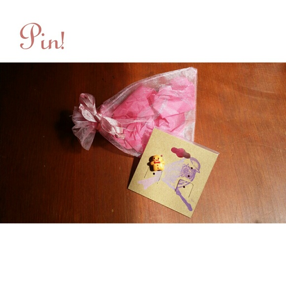Mini Gingerbread pin!