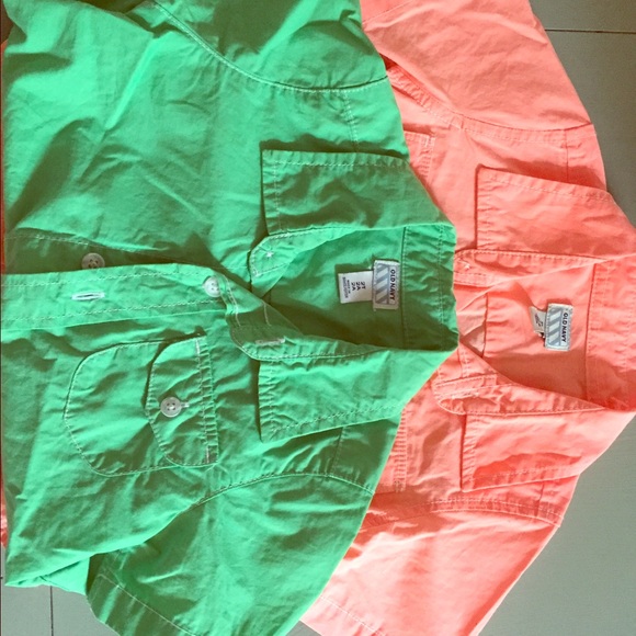 Old navy baby boy 2 t button up shirts neon color
