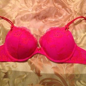 Victoria's Secret 36B sexy little things bra