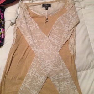 silver brand shirt with lace sleeves