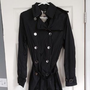 Authentic burberry trench coat.  Size 8. Reduced!!
