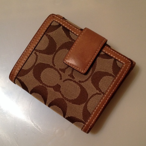 Coach wallet