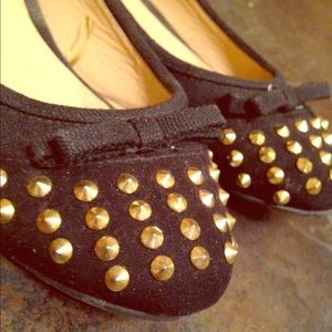 🎉lower price🎉Forever 21 Studded Flats