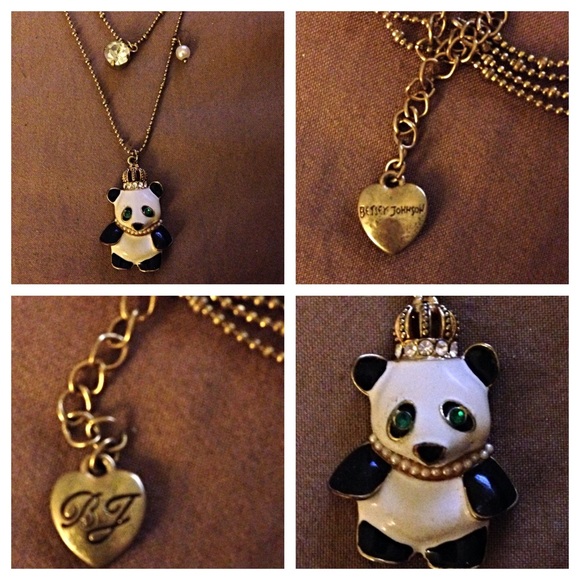 Betsey Johnson necklace