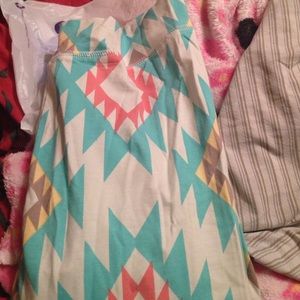 Aztec print leggings
