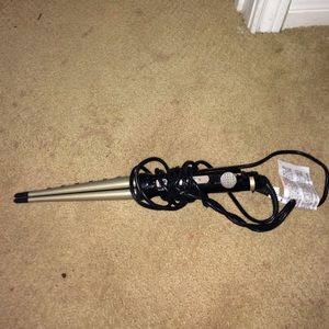 Jilbere de Paris titanium tools curling iron