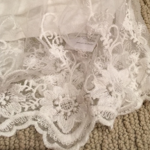 Bandeau - Picture 2 of 3