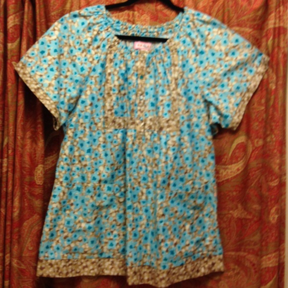 Scrub top 2XL, NWOT so CUTE!!!