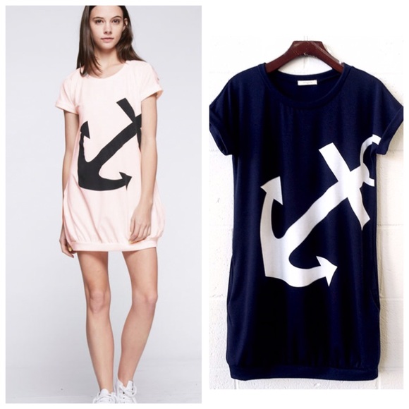 ⚓️Navy Anchor Top⚓️ - Picture 3 of 4