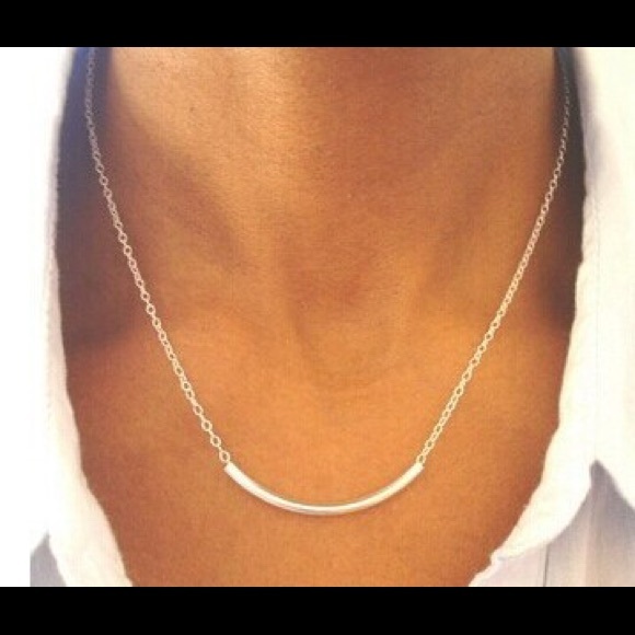 Jewelry - Silver Tone Curved Tube Necklace