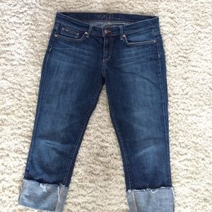 Joe's  jeans. Cropped denim. Size 29
