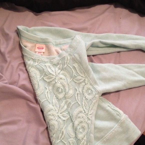 Mint colored long sleeve - Picture 3 of 4