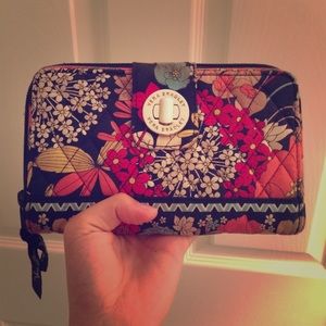 Vera Bradley wallet