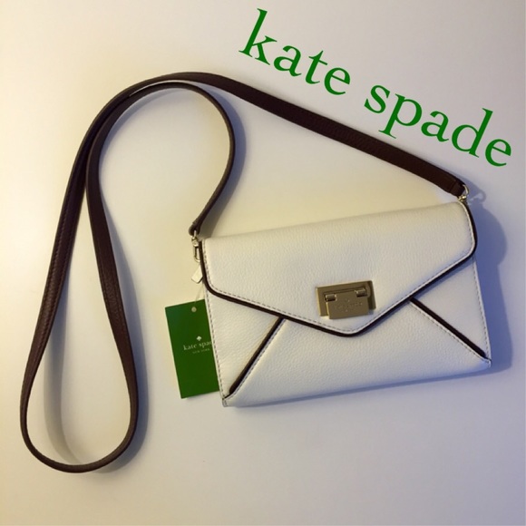 kate spade Handbags - 🎉HP🎉 NWT Kate Spade White Crossbody