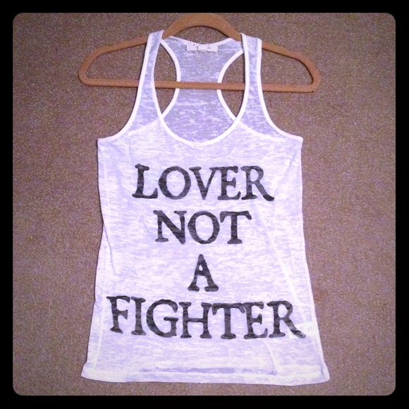 Slightly sheer "lover not a fighter" tank from F21