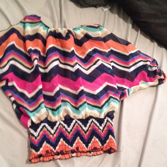 Half sleeve - Picture 1 of 3