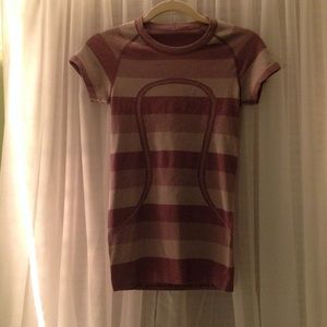 Lululemon athletic top