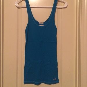 Hollister Basic Tank