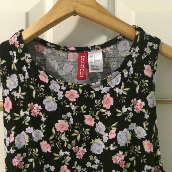 H&M black floral print dress - Picture 2 of 2