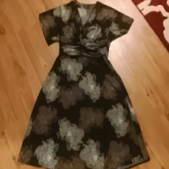 BCBG Max Azria Kimono-look Dress