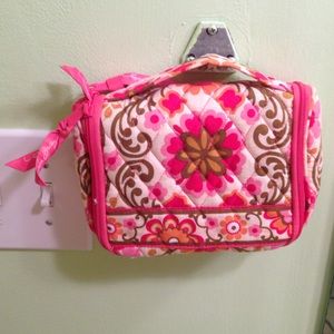 Vera Bradley hanging travel organizer