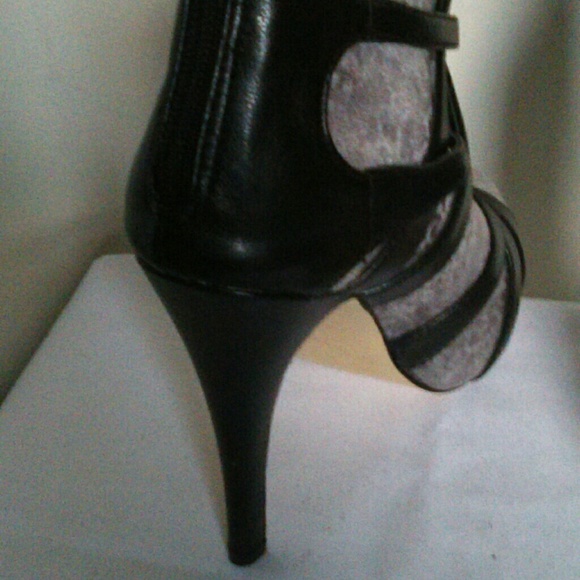 MoxyMoto Suede Animal Print Bootie - Picture 4 of 4