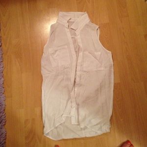 H and M white sleeveless button up