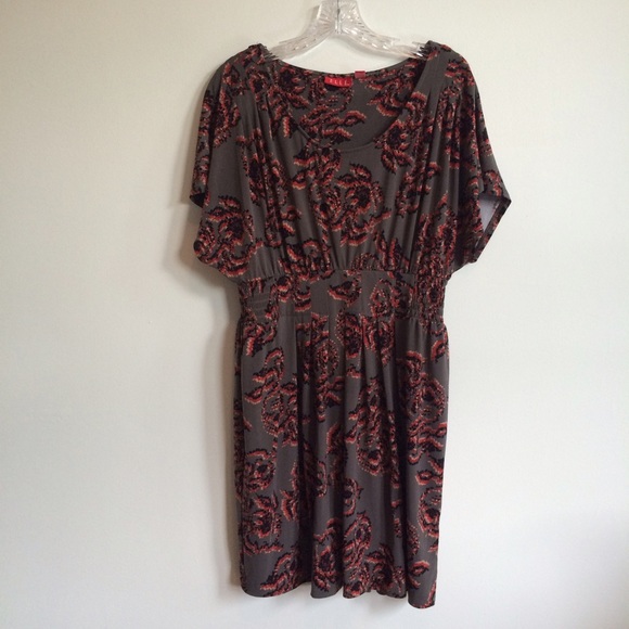 Elle Dresses & Skirts - Geometric-Pattern Dress