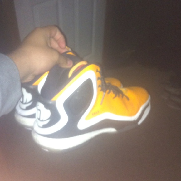 DROSE basketball shoes - Picture 1 of 1