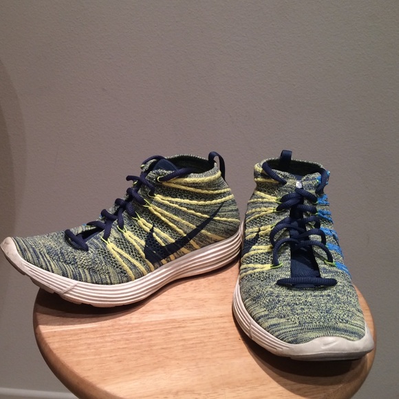 Women's Nike Flyknit Chukka
