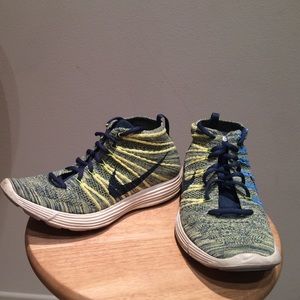 Women's Nike Flyknit Chukka