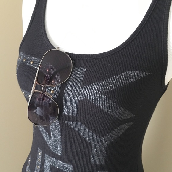 DKNY Tops - Black racer back tank top
