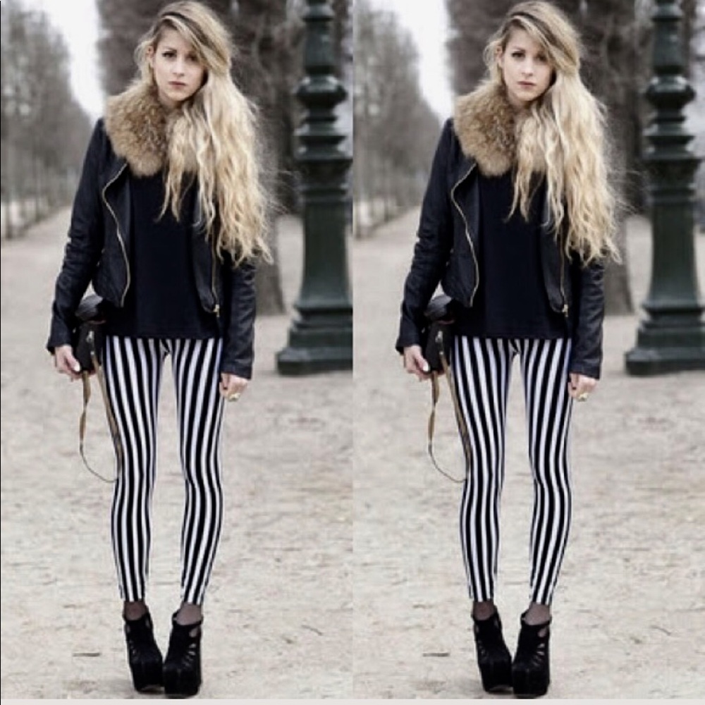 🖤🤍 Bold Candida Maria Black & White Striped Leggings - NWT