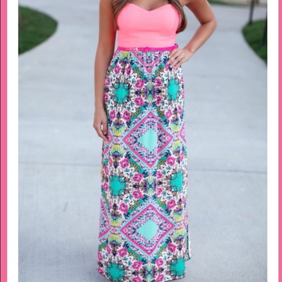 🇺🇸 memorial sale🇺🇸 BRAND NEW! Gorgeous maxi