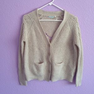 Baggy knit sweater/cardigan