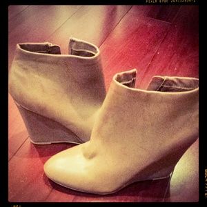 Nude colored booties NWT