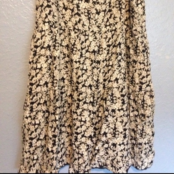 Floral tiered smock dress - Picture 2 of 3