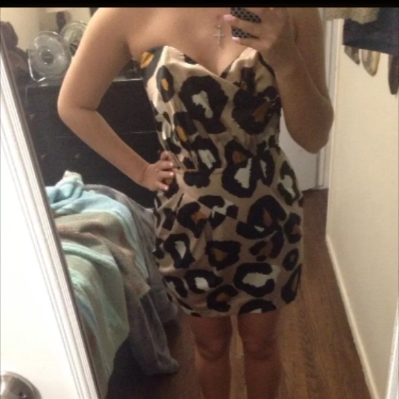 lipsy london Dresses & Skirts - Lipsy London cheetah dress