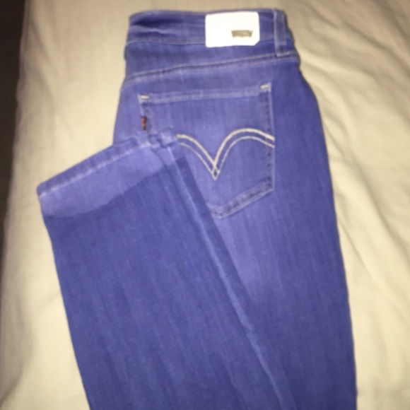 only wore once LEVIS SKINNY JEAN