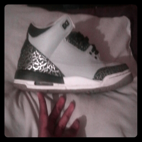 wolf grey 3s
