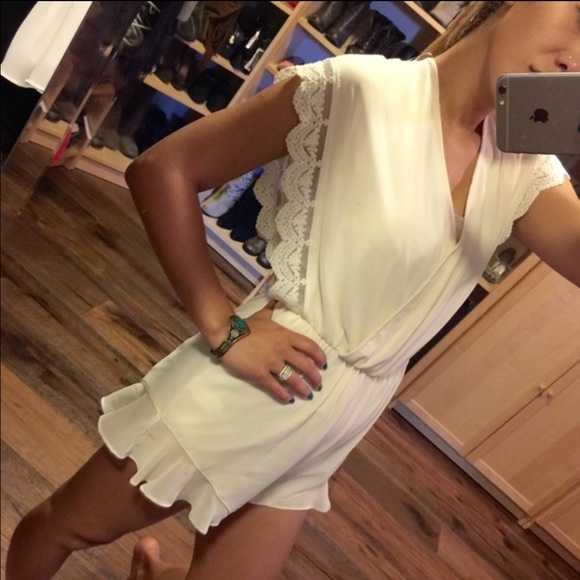 Cream and Lace Romer