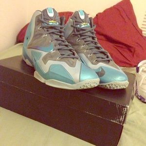 Lebron 11 Gamma Blue