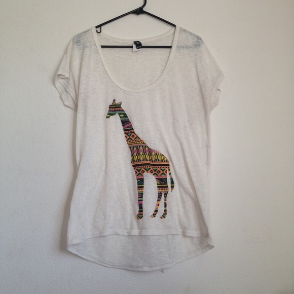 Short sleeve giraffe shirt