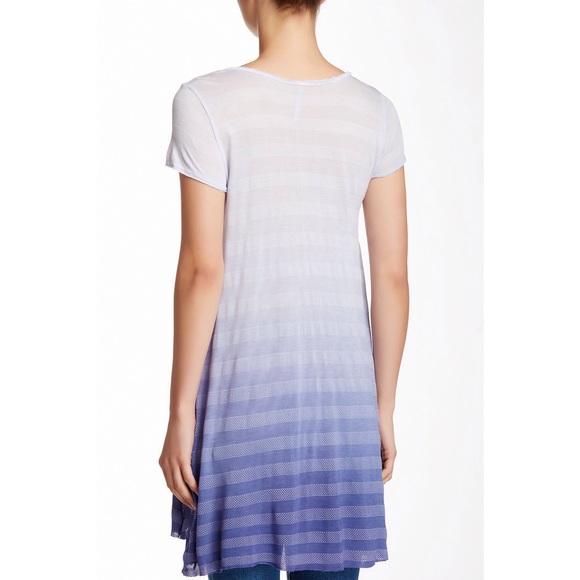 Blue Ombré Top / Tee - Picture 2 of 2